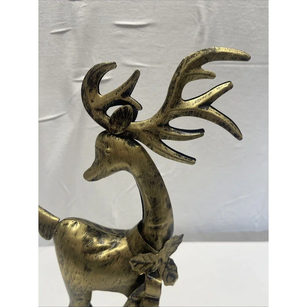 Unbranded metal deer